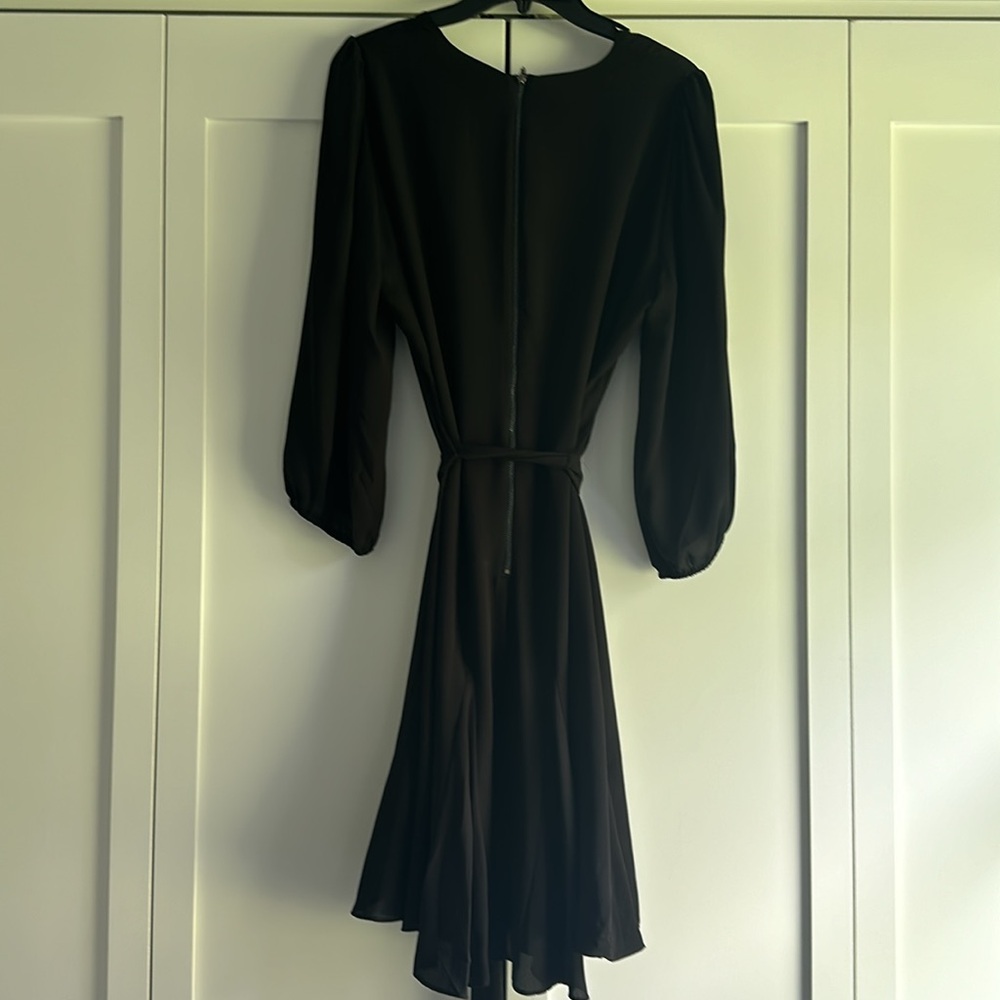 White House Black Market size 12 flowy dress. - Picture 2 of 3